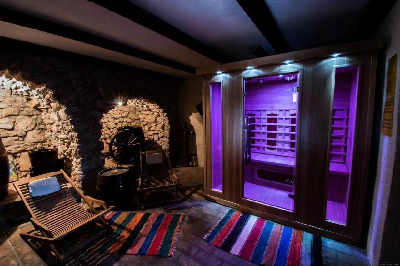 Guest House Risika